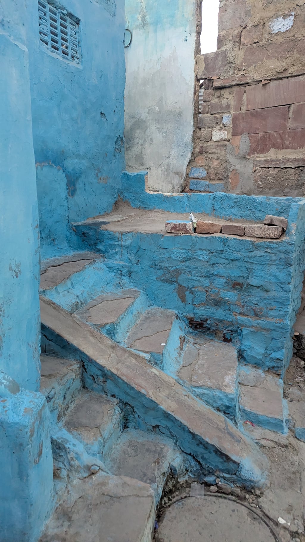 Google Pixel 7 — 7mm • ƒ/1.9 • 1/130 • ISO 1612