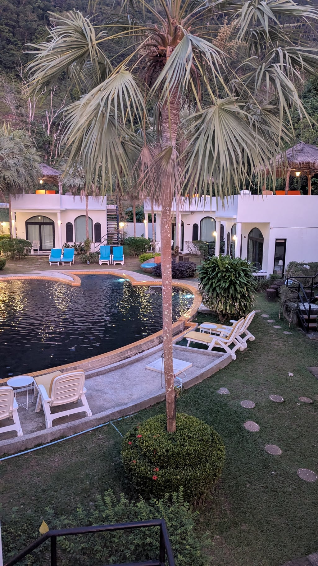 Google Pixel 7 — 7mm • ƒ/1.9 • 1/58 • ISO 1464